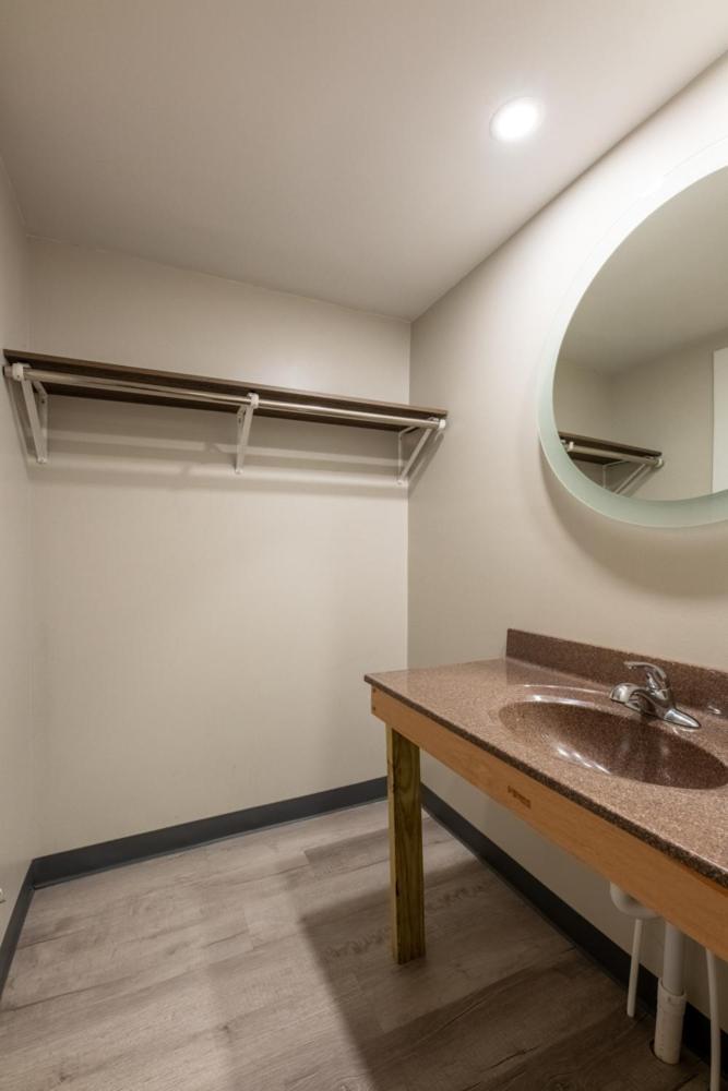 Lock Haven Grandview Hotel Mill Hall Esterno foto